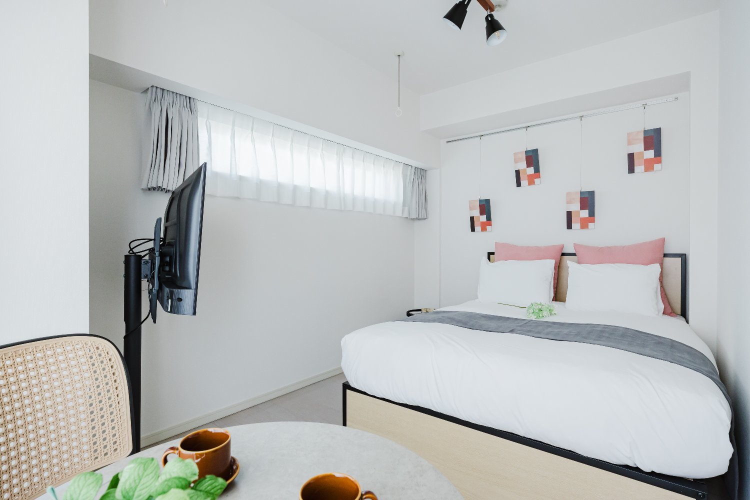 featured thumbnail images 0